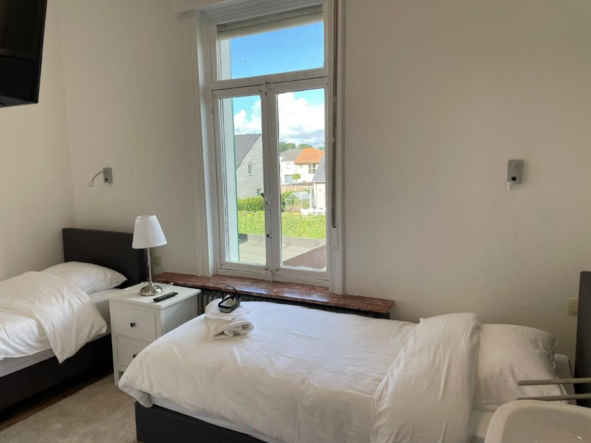 B&B The White House Wielsbeke Экстерьер фото