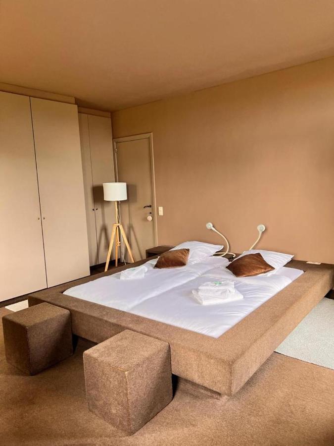 B&B The White House Wielsbeke Экстерьер фото